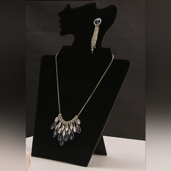 Black Velvet Face Foldable Jewelry Dispaly Stand - Picture 1 of 4
